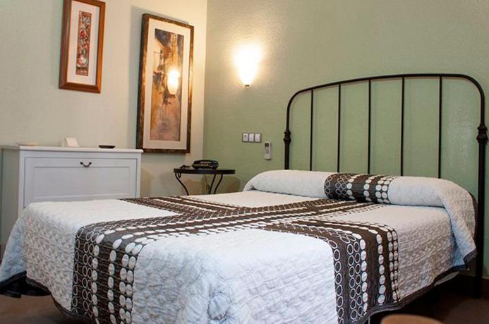 Hotel La Zambra Манча-Реаль Экстерьер фото